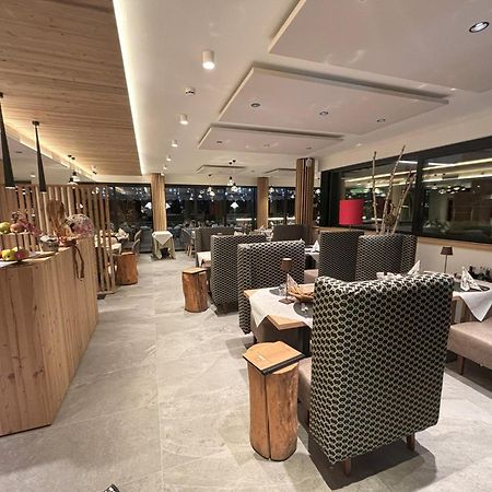 מולבנו Alexander Hotel Alpine Wellness Dolomites מראה חיצוני תמונה