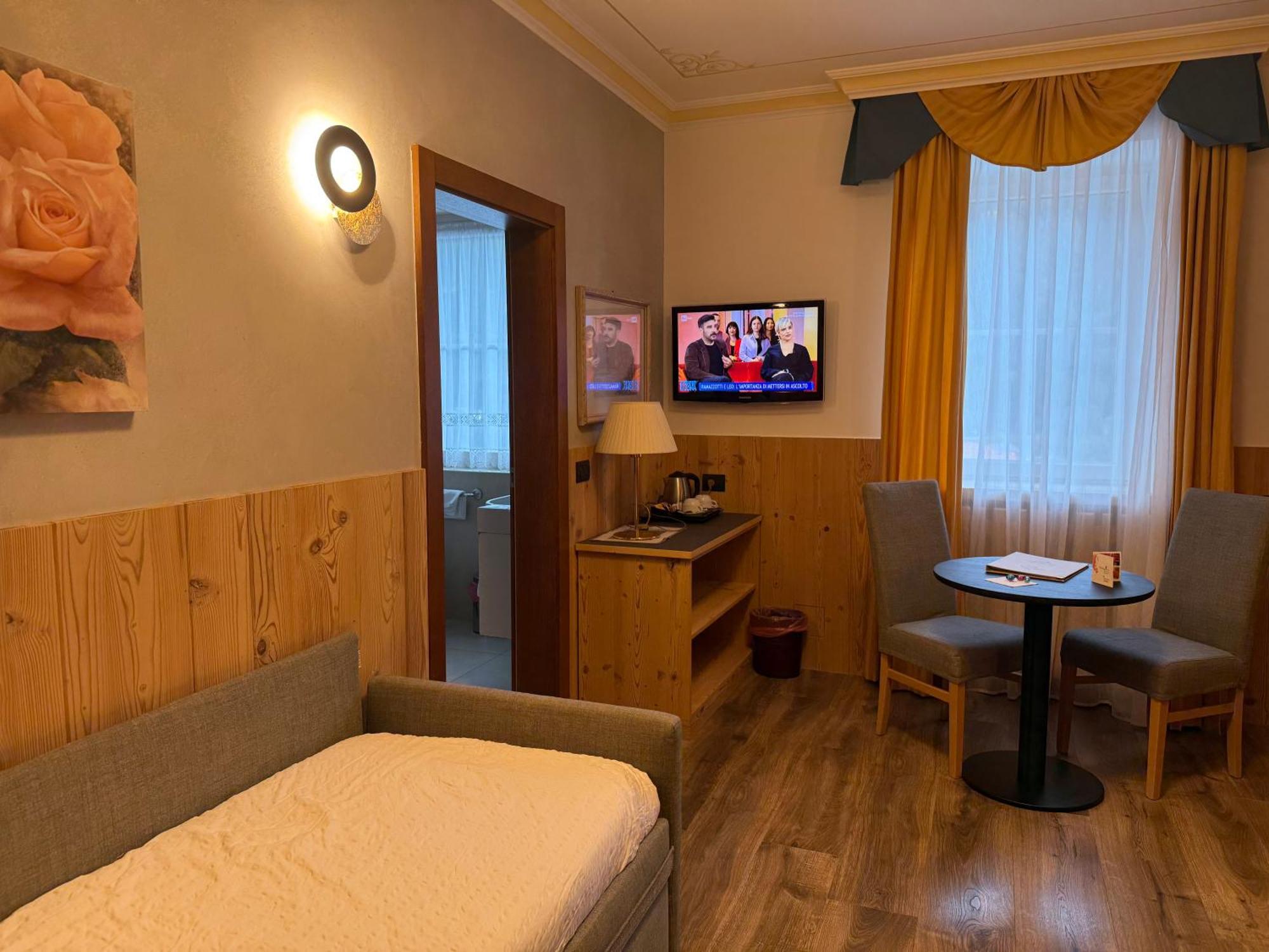 מולבנו Alexander Hotel Alpine Wellness Dolomites מראה חיצוני תמונה